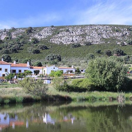 Palacio Viejo De Las Corchuelas Torrejón el Rubio المظهر الخارجي الصورة