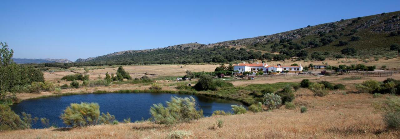 Palacio Viejo De Las Corchuelas Torrejón el Rubio المظهر الخارجي الصورة